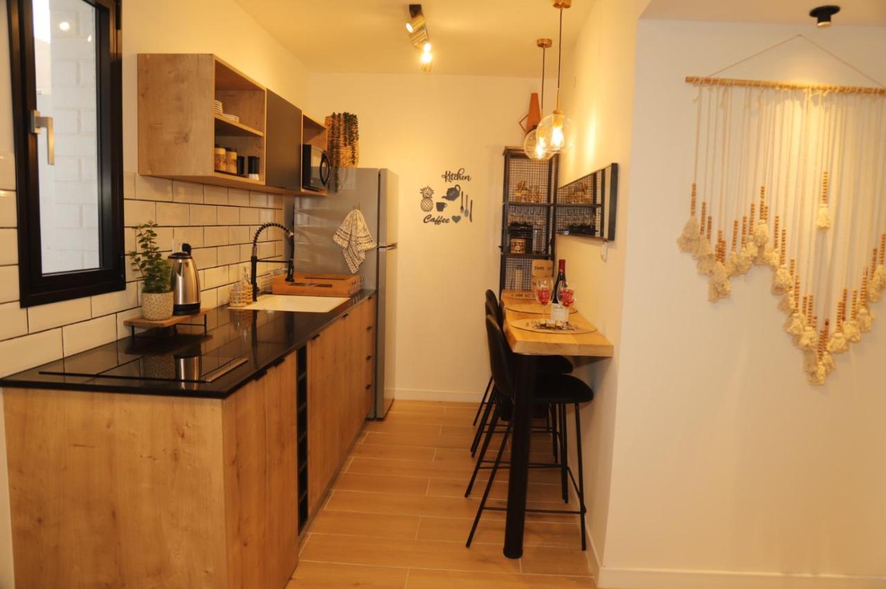Apartment Segal Place *